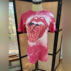 🆕 Rolling Stones Heart Tongue Graphic Tee